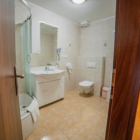 게스트하우스 Alpsky Dom 3*