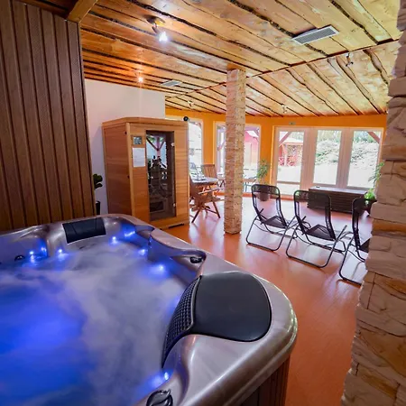 Alpsky Dom 게스트하우스 Vitanová