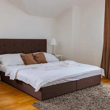 Alpsky Dom 3* Vitanová