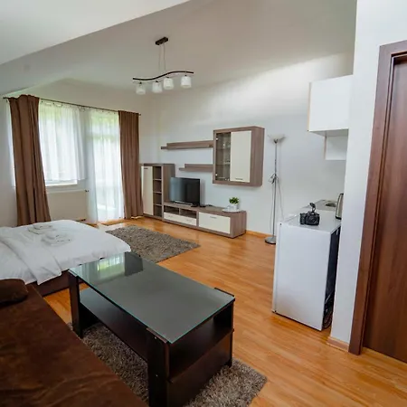 Alpský Dom Pensión 3*