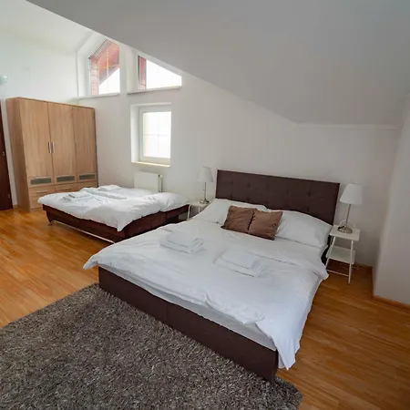 Alpsky Dom 게스트하우스 Vitanová